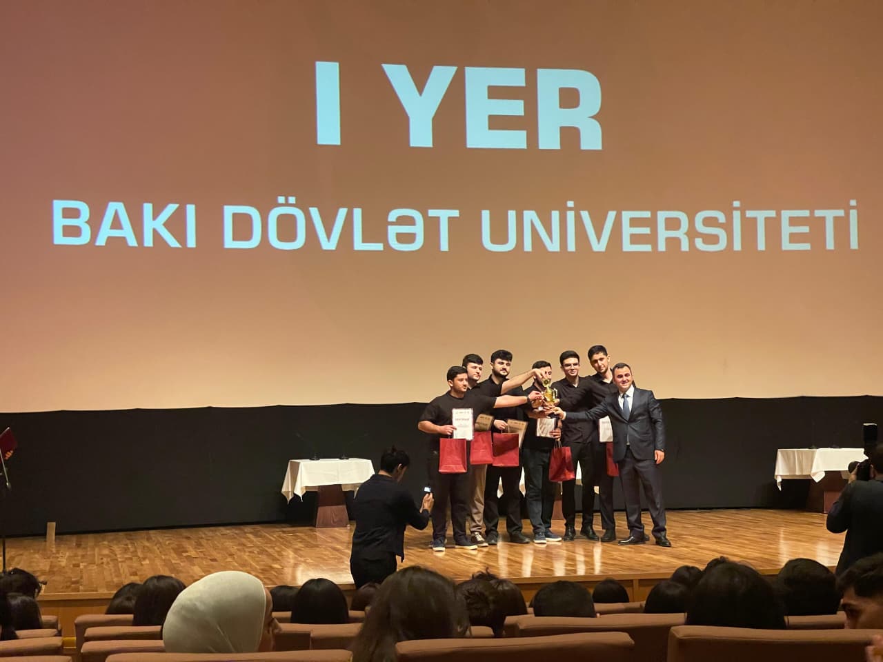 BDU komandası Qərbi Azərbaycanla bağlı “Nə? Harada? Nə zaman?” intellektual oyununun qalibi olub