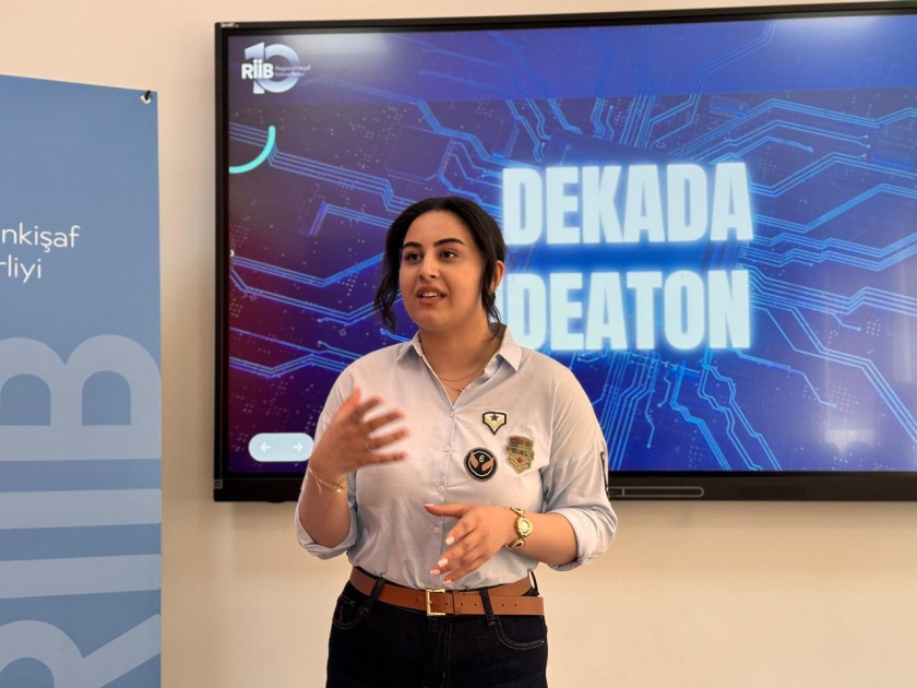 BDU-da “Dekada İdeyaton” müsabiqəsi çərçivəsində təqdimat