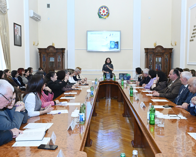 “Sufi fenomenologiya” — Prezident Kitabxanasında Şərq təfəkkürü ilə Qərb fəlsəfəsinin elmi görüşü