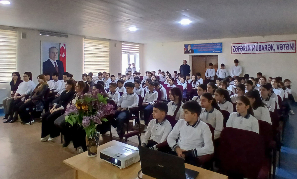 Qobustanda şagirdlərə BMU-da tədris olunan ixtisaslar barədə məlumat verilib