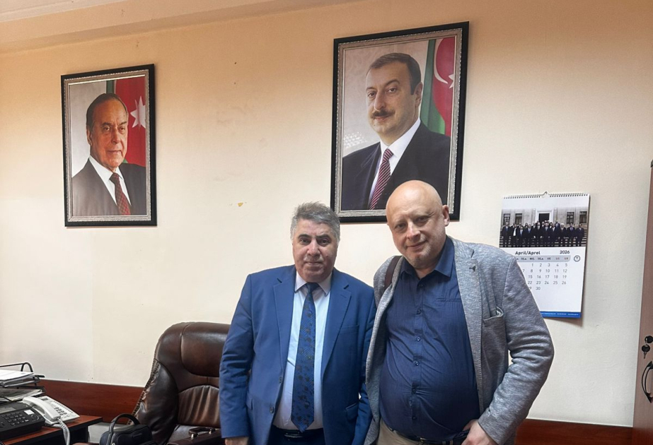 Dilçilik İnstitutunda görüş: xarkovlu naşir Azərbaycan haqqında kitab hazırlayır