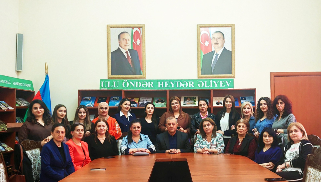 Naxçıvan kitabxanaçıları Respublika Gənclər Kitabxanasında təcrübə mübadiləsi aparıblar