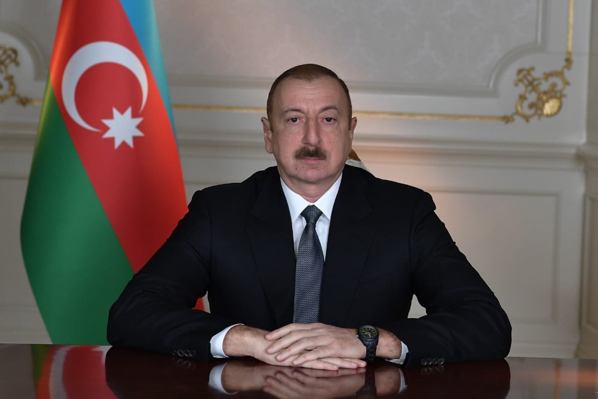 İlham Əliyev Azərbaycan xalçaçılarını “Tərəqqi” medalı ilə təltif edib - SİYAHI
