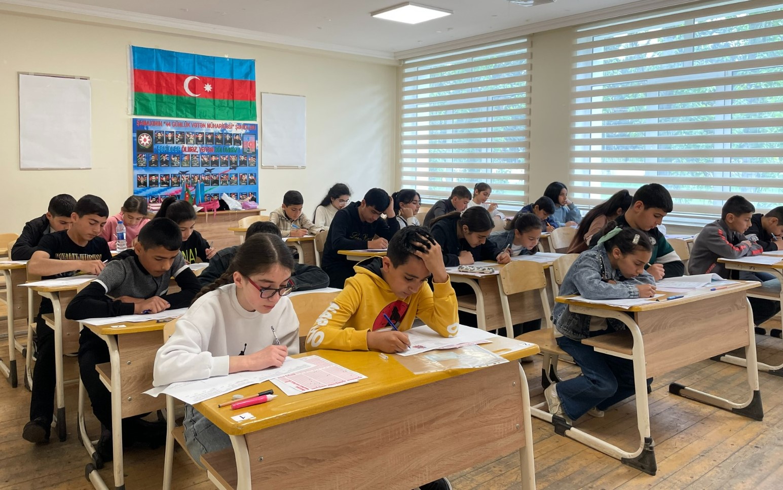 Kimya üzrə 4 şagird beynəlxalq olimpiadaya vəsiqə qazandı