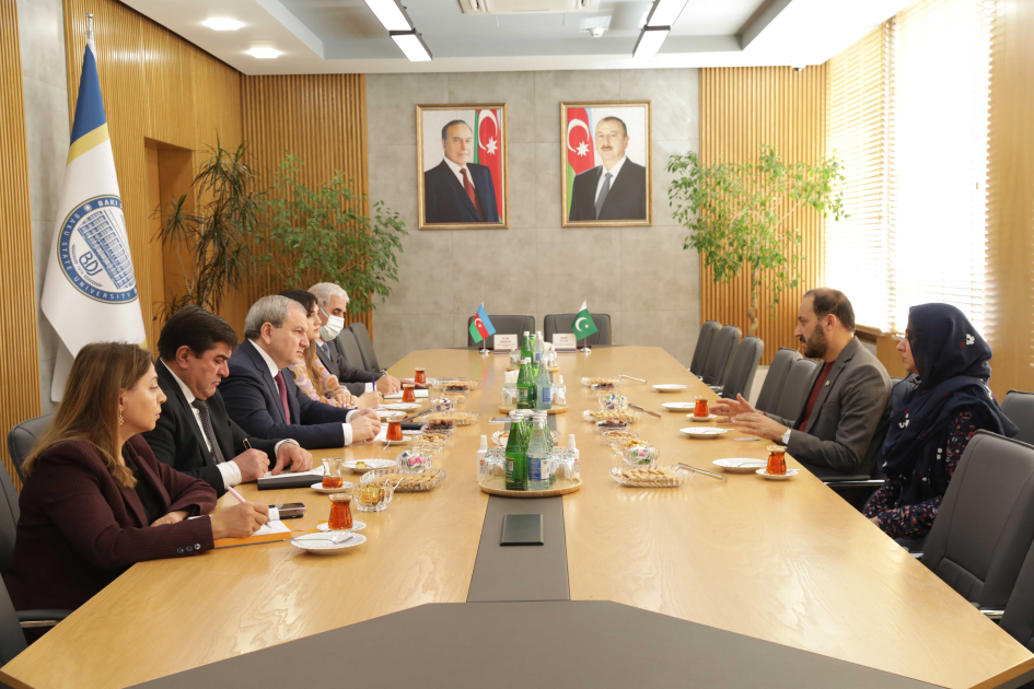 BDU Pakistanın Çitral Universiteti ilə əməkdaşlığa başlayır