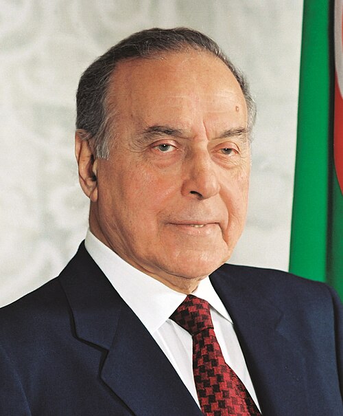 Heydər Əliyev — Azərbaycan dövlətçiliyinin formalaşmasında mühüm rol oynamış lider
