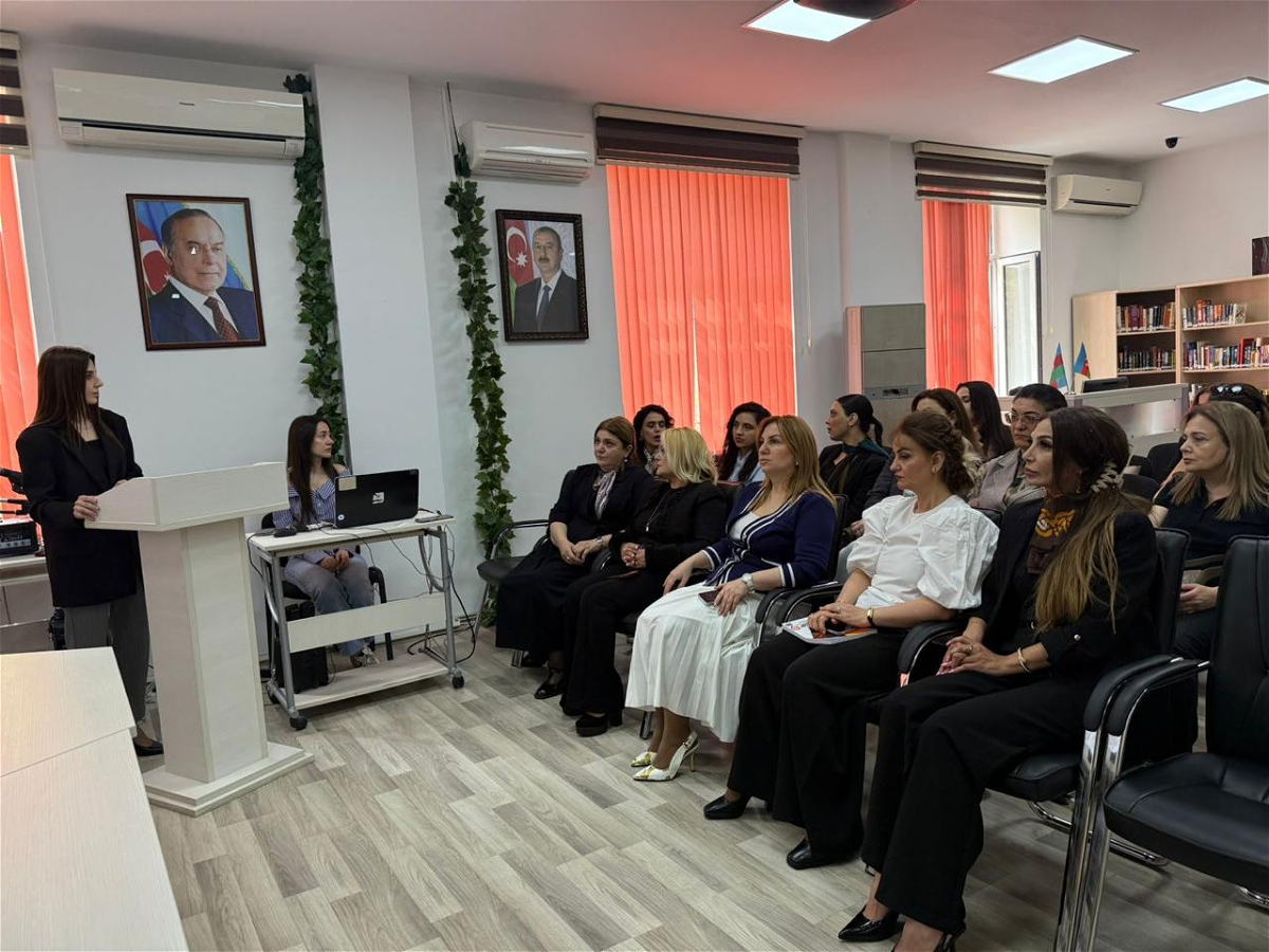 ADU-da “Roadmap” dərsliyinin təqdimatı keçirilib