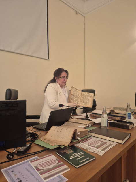 Əlyazmalar İnstitutunda XIII əsrin klassik ilahiyyat abidəsinə dair mühazirə dinlənilib