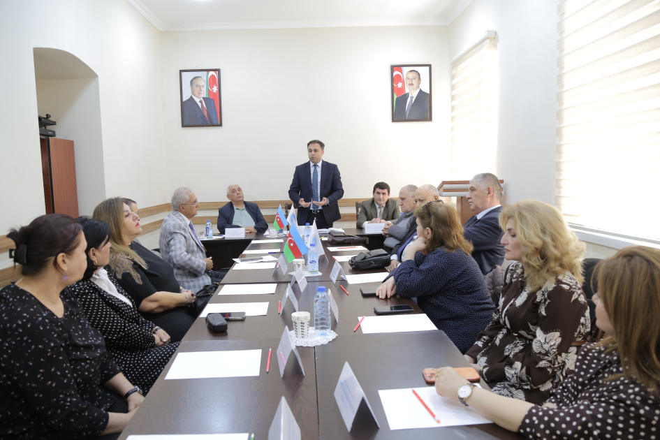 AMEA Folklor İnstitutunun nəzdində yeni Dissertasiya Şurasının ilk iclası olub