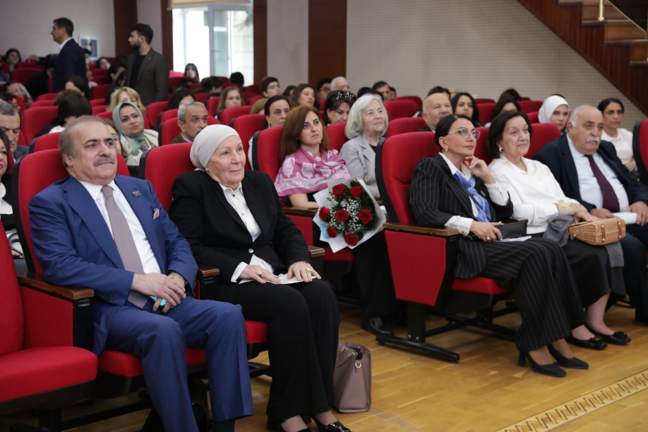 Yaxın və Orta Şərq xalqlarının ədəbi-mədəni əlaqələrində ortaq abidələrin tədqiqi – elmi konfrans