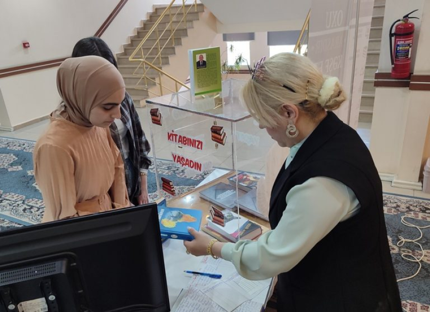 GDU-da kitab sərgisi açılıb