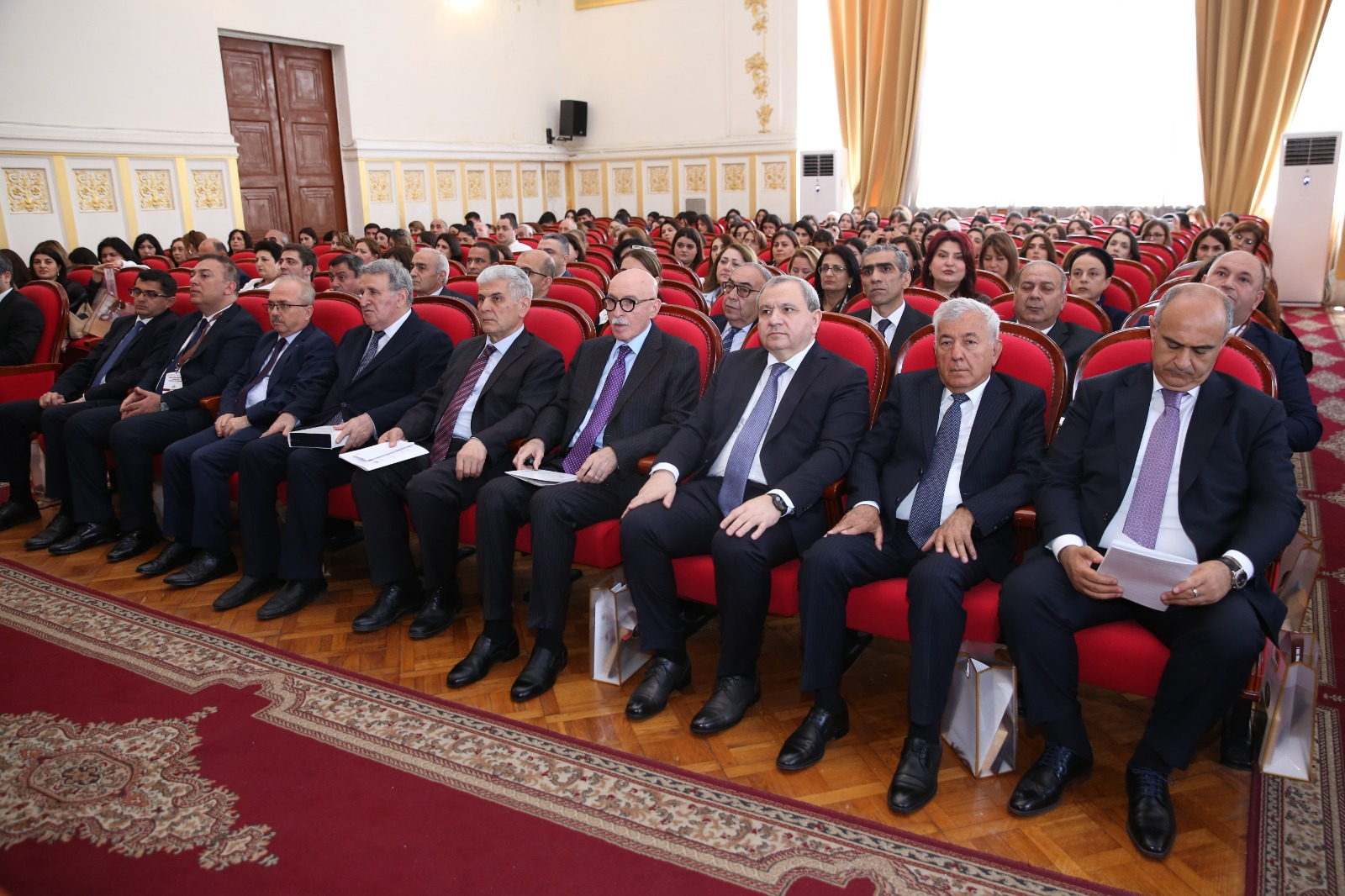 ADPU-da “I Türkoloji Qurultayın 100 illiyi: Dil məsələləri” konfransı keçirilir