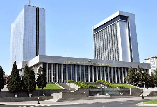  Ümumi təhsildə millilik və dünyəvilik dövlət siyasətinin əsas prinsipləri sırasına əlavə olunur