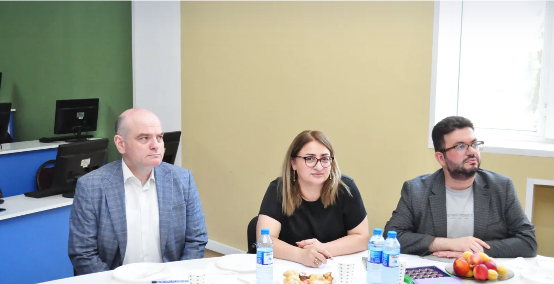 OYU -da MBA proqramı üzrə yekun dövlət imtahanı keçirilib