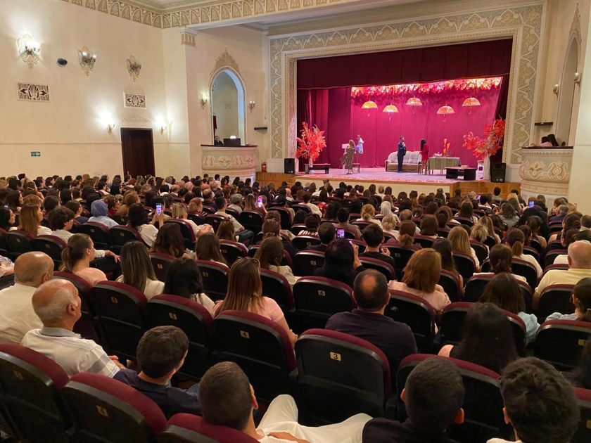 Bakı Bələdiyyə Teatrı mövsümü İlyas Əfəndiyevin “Məhv olmuş gündəliklər” tamaşası ilə başa vurub-FOTOLAR 