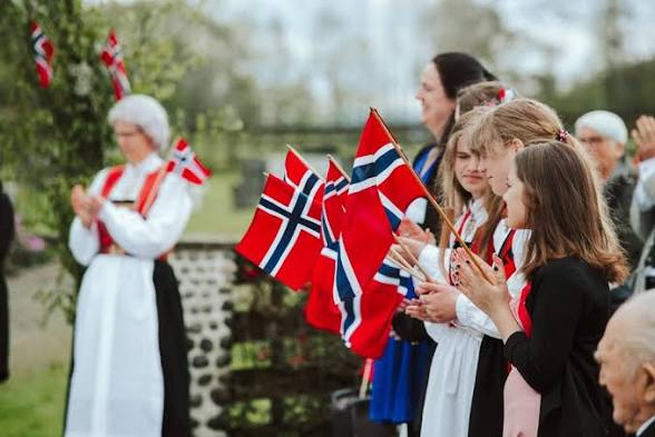 Norveç əcnəbi tələbələr üçün təqaüd proqramı elan etdi