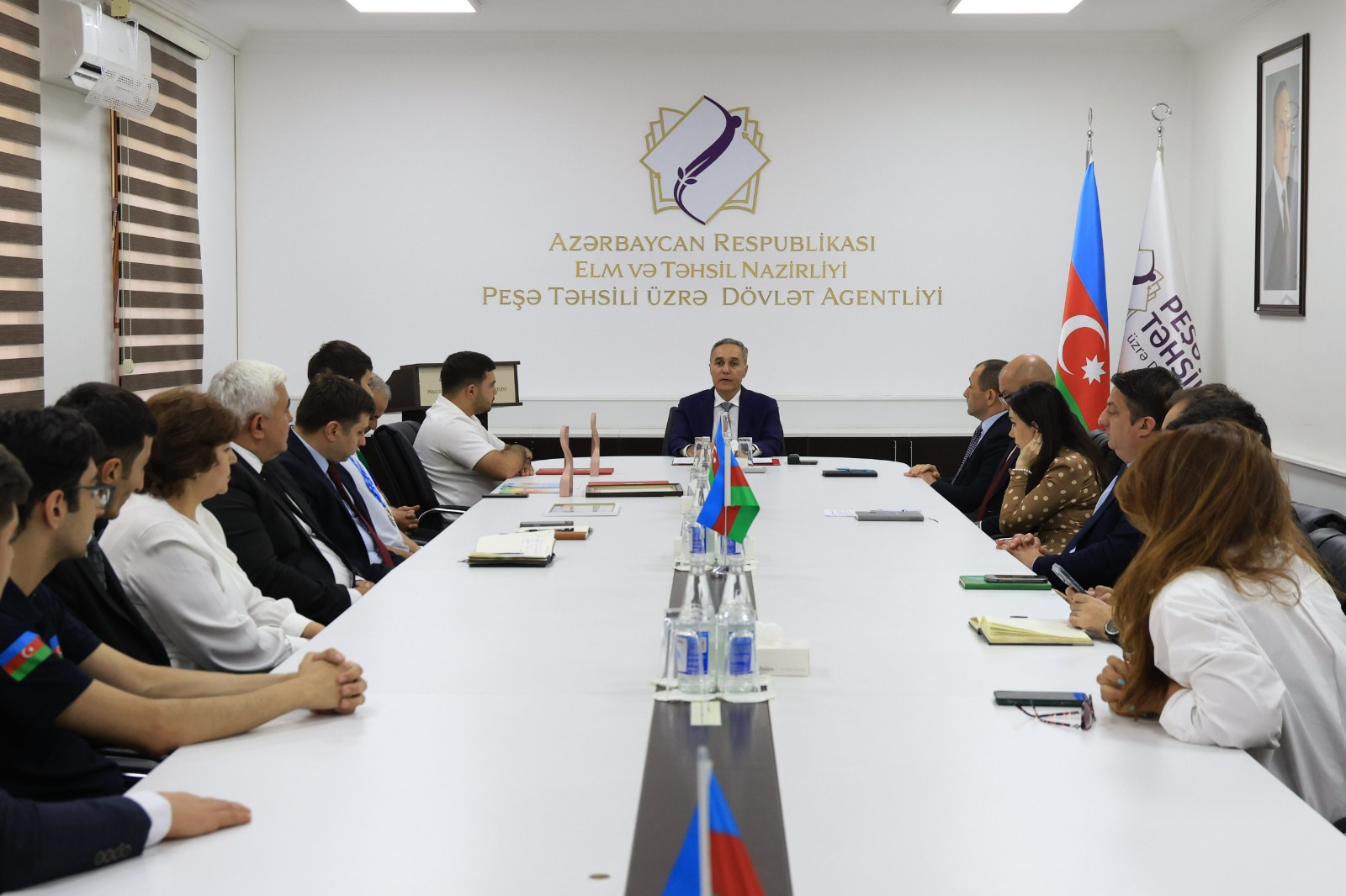Beynəlxalq yarışlarda fərqlənən peşə təhsili tələbələri ilə görüş keçirildi