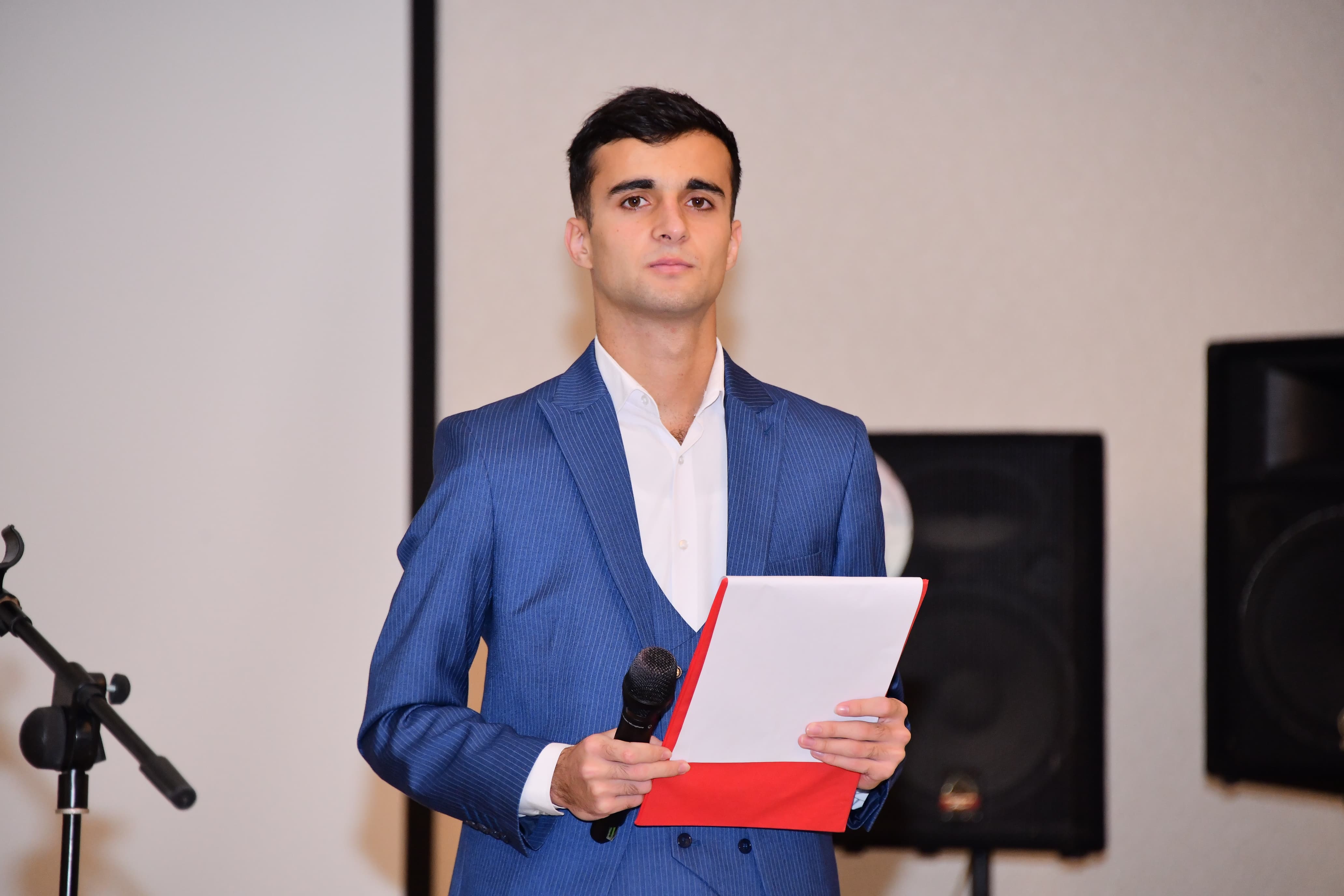 “Mükəmməl olmaq üçün bir yerdən başlamalıyıq” – Murad Hümbətovla müsahibə