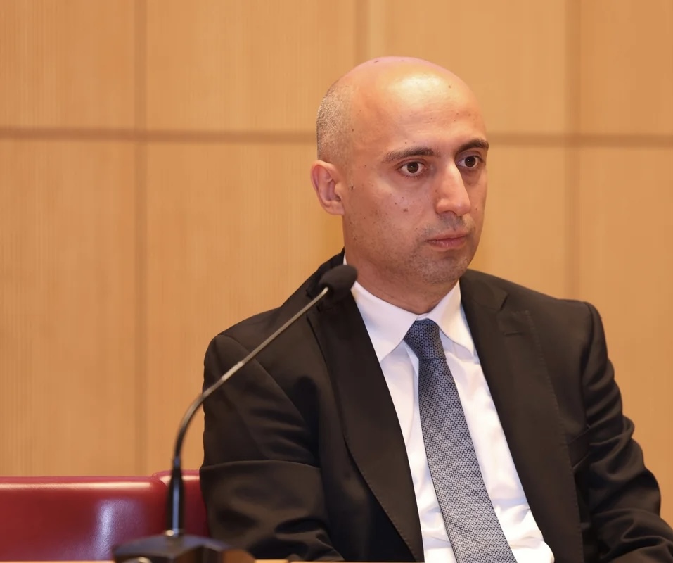 Emin Əmrullayev: 1,5 milyon şagirdə süni intellekti öyrətmək üçün mütəxəssis müəllimlər yetişdirilməlidir