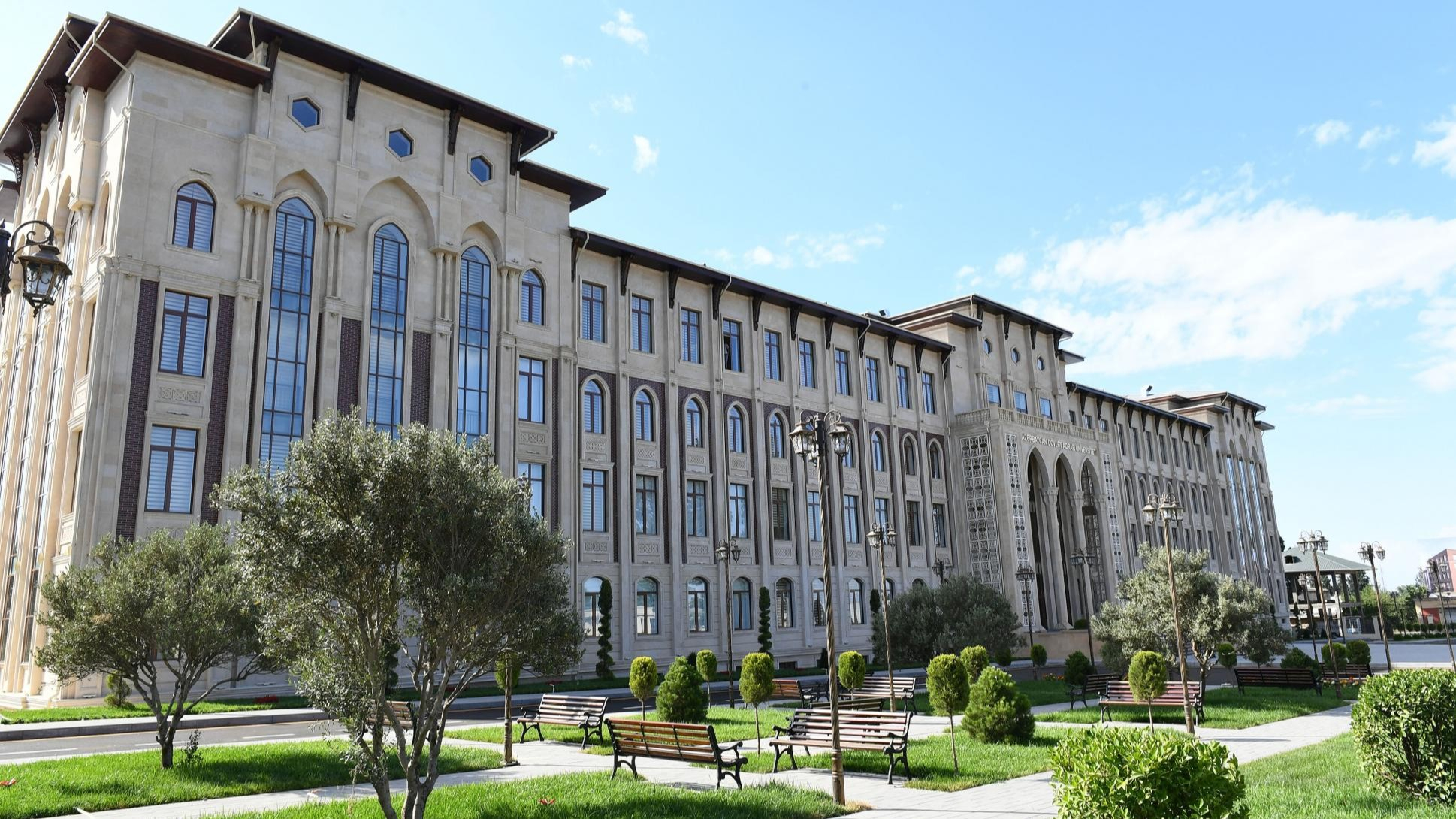 ADAU-da yüksək nəticə göstərən tələbələr üçün təqaüd və mükafat proqramı tətbiq olunur