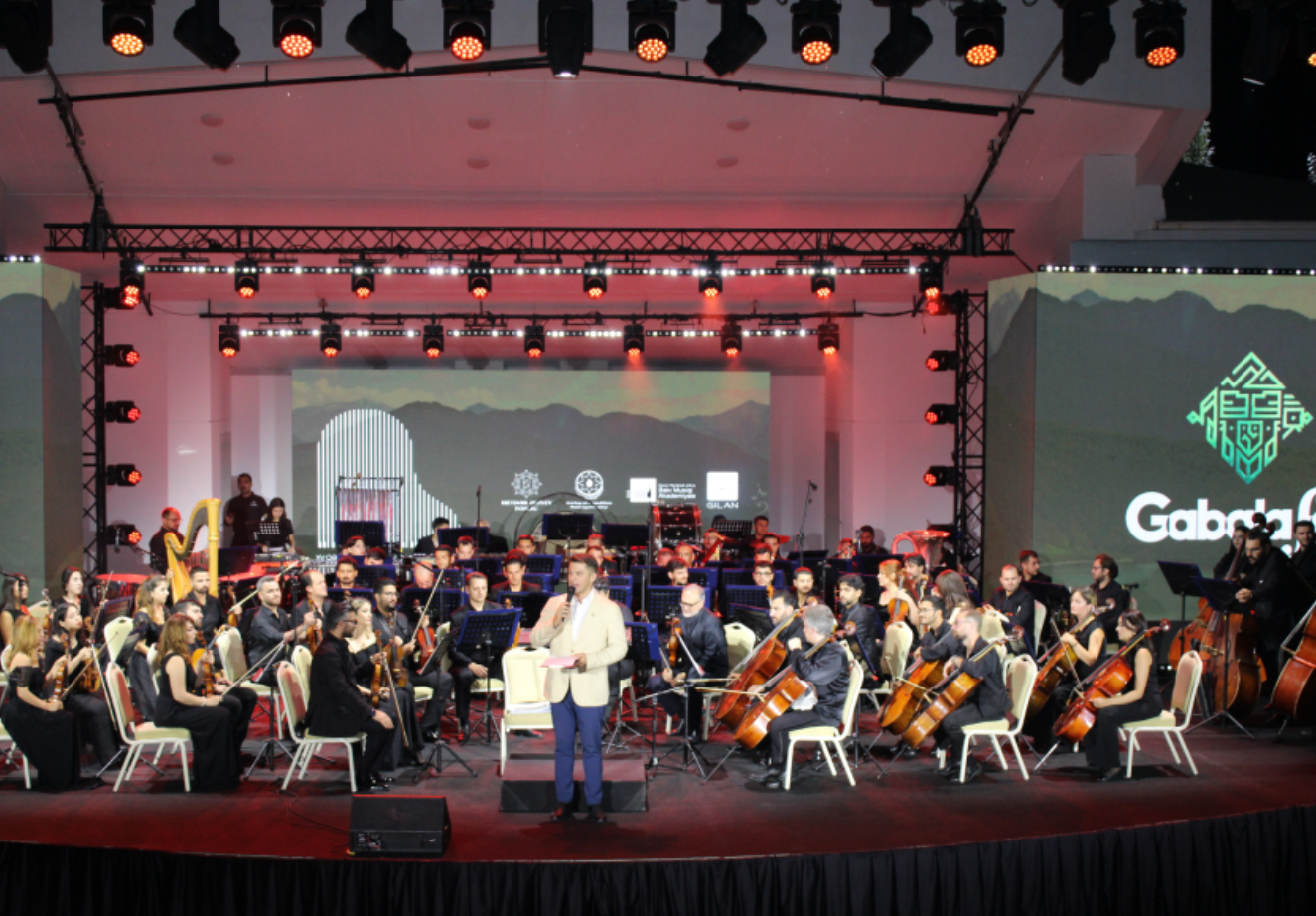 Qəbələ Festivlında ilk dəfə Azərbaycan və dünya kinofimlərindən musiqilər səsləndirilib