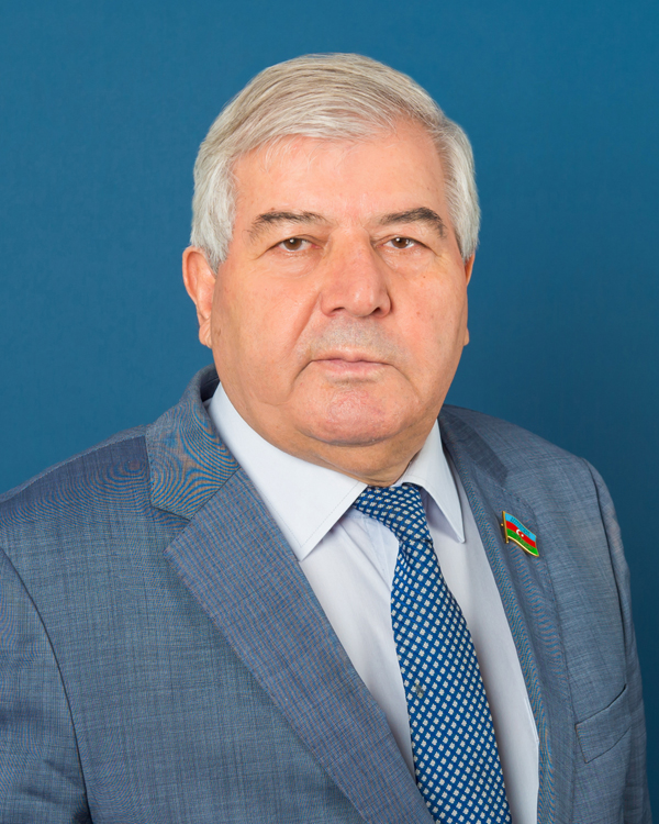 Sabir Rüstəmxanlı: "Milli təhsil vətənpərvər və ayıq şüurlu vətəndaş yetişdirməyə xidmət etməlidir"