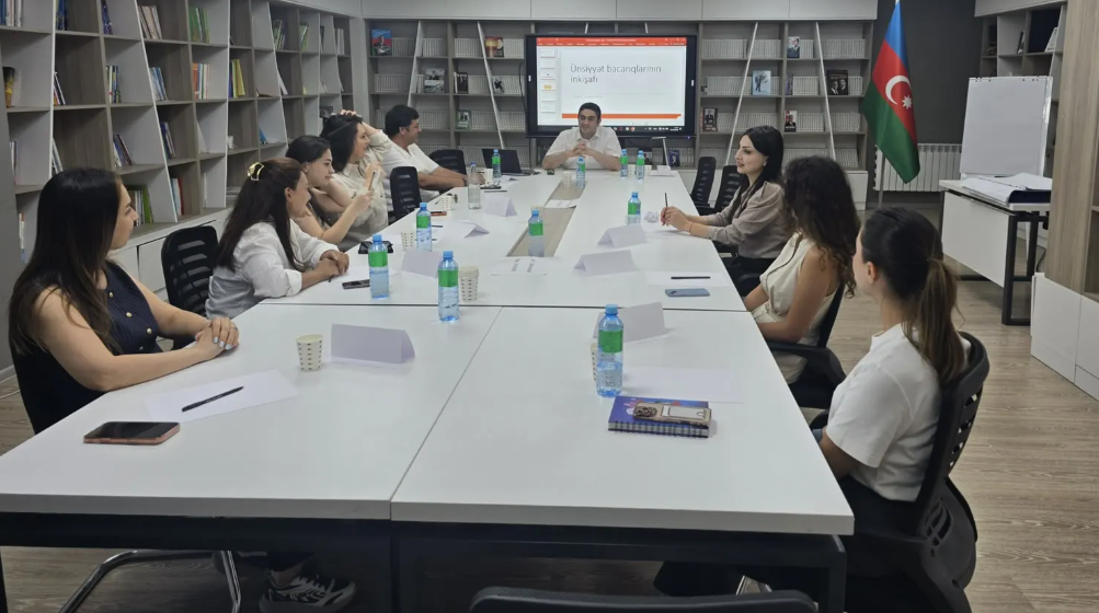 “Ünsiyyət bacarıqlarının inkişafı” mövzusunda təlim təşkil edilib