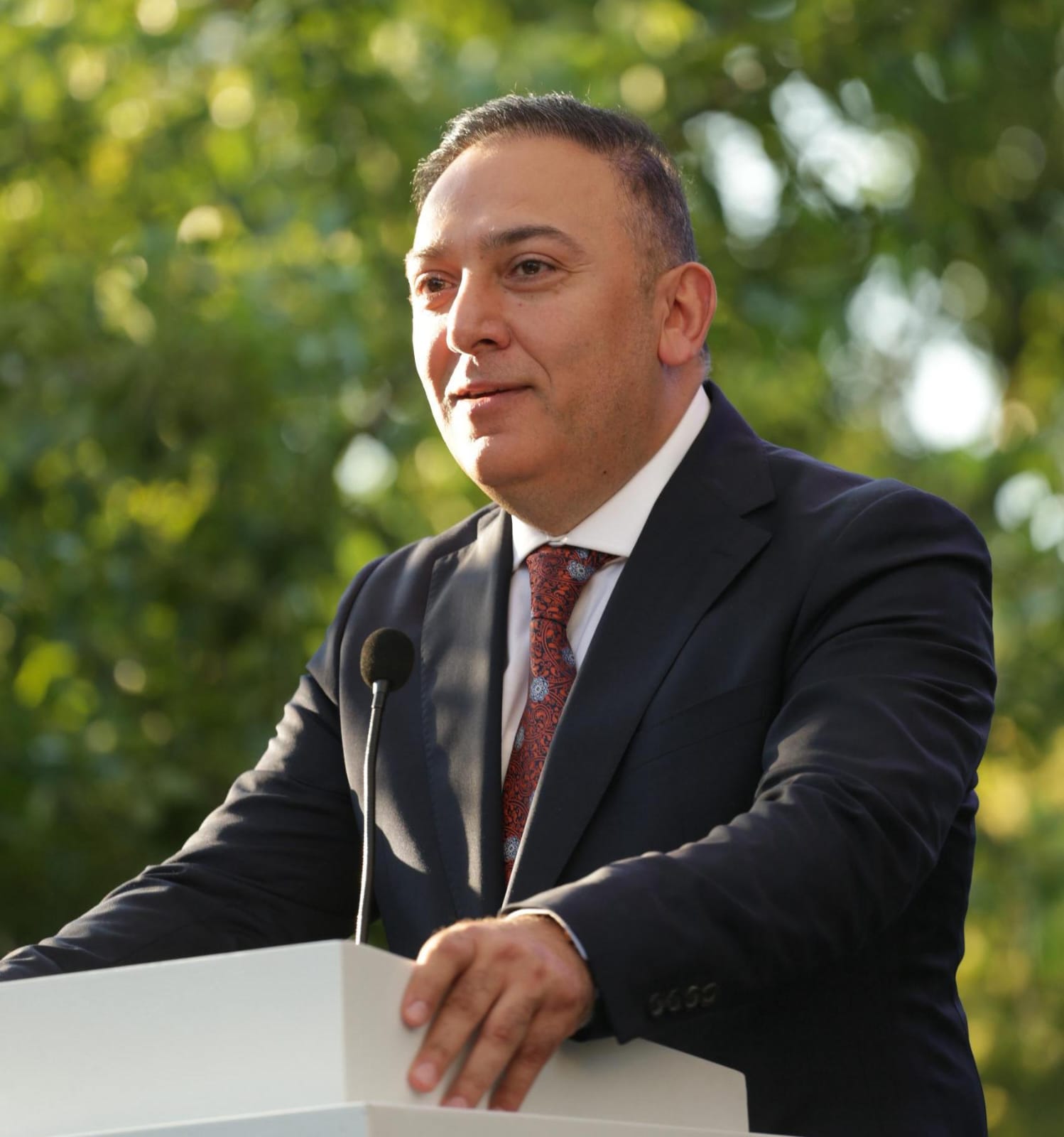 Anar Eminov: “4 il sonrakı özünüzü düşünün”