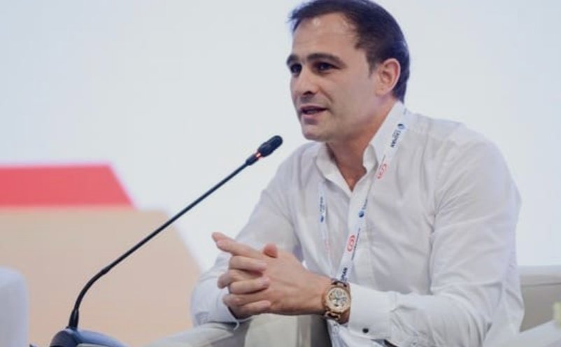 "Elmlərə və tələbələrin daha çox getdiyi istiqamətlərə üstünlük verəcəyik"- Nəqliyyat Eksperti Raqif Raufoğlu