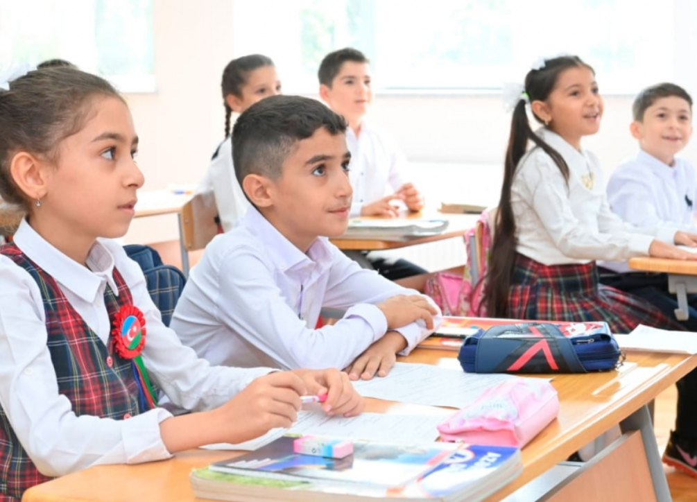 İngilis dilini öyrənən azyaşlılar üçün imtahana qeydiyyat başlanır