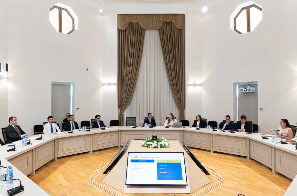 “Liderlik və idarəetmənin əsasları” mövzusunda təlim keçirilib