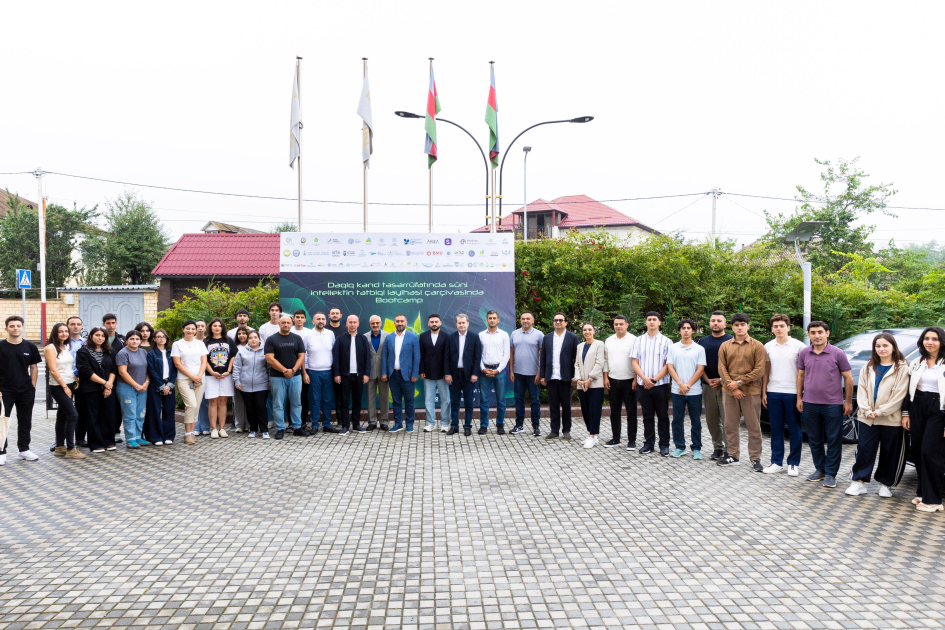  AzTU tələbələri aqrar innovasiya “Bootcamp”ında startaplarını təqdim ediblər