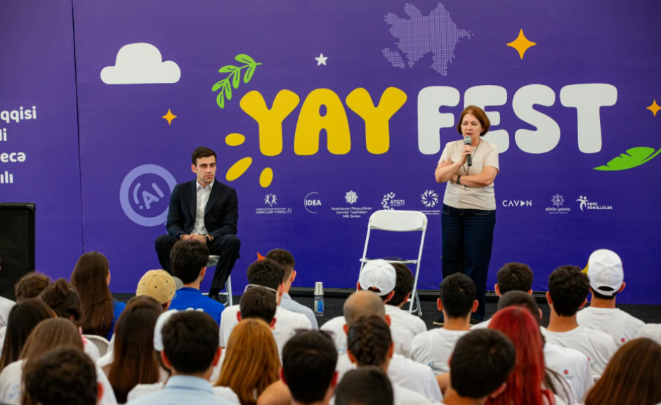 “Yay Fest”in “Mühəndislik və Kod” düşərgəsi texnologiyaya həvəsi olan gəncləri bir araya gətirib