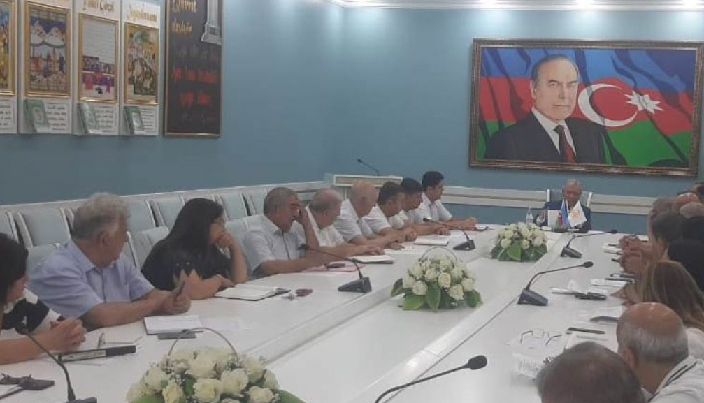 GDU-da yeni tədris ilinə hazırlıq və qarşıda duran vəzifələrə həsr olunmuş iclas keçirilib