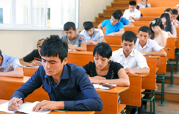 Subbakalavrların ali məktəbə qəbul olunmasında azalma var