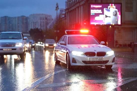 Yağışlı hava şəraiti ilə bağlı polisdən xəbərdarlıq