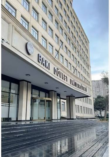 BDU-ya qəbul olunanların 504 nəfəri 600-dən yuxarı bal toplayıb