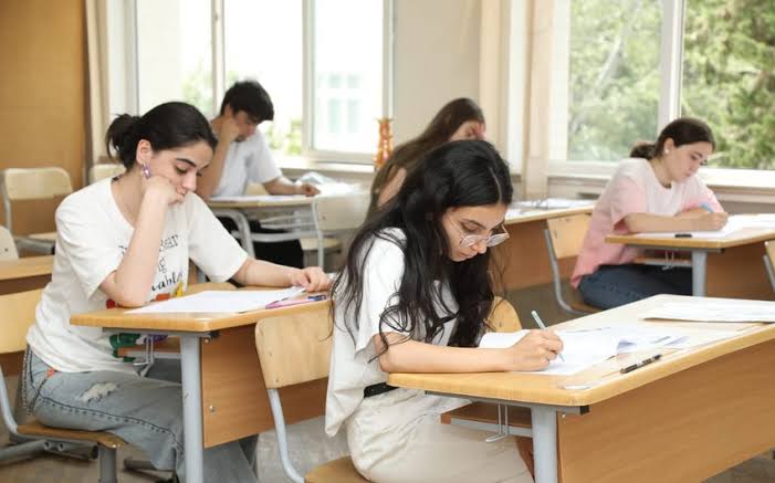 Magistraturanın boş yerlərinə qəbul nəticələri açıqlandı