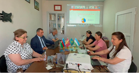 Müəllim və tələbələr beynəlxalq onlayn elmi seminarda  