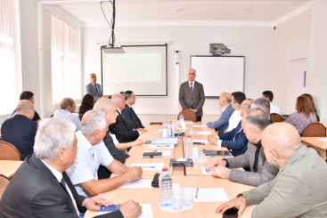 Mühəndislik fakültəsində tədris planlarının yenilənməsi ilə bağlı müzakirələr keçirilib