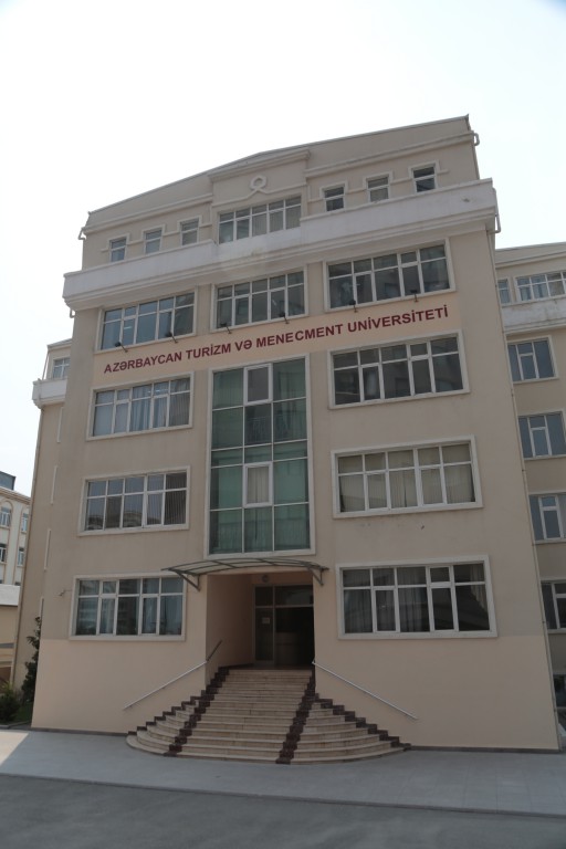 ATMU-nu fərqlənmə diplomu ilə bitirənlər
