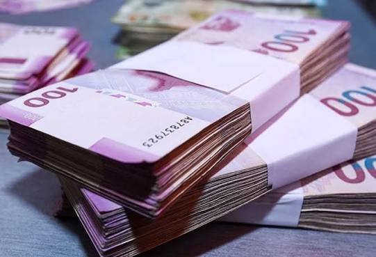 Bu tələbələr 2000 manat pul mükafatı alacaq