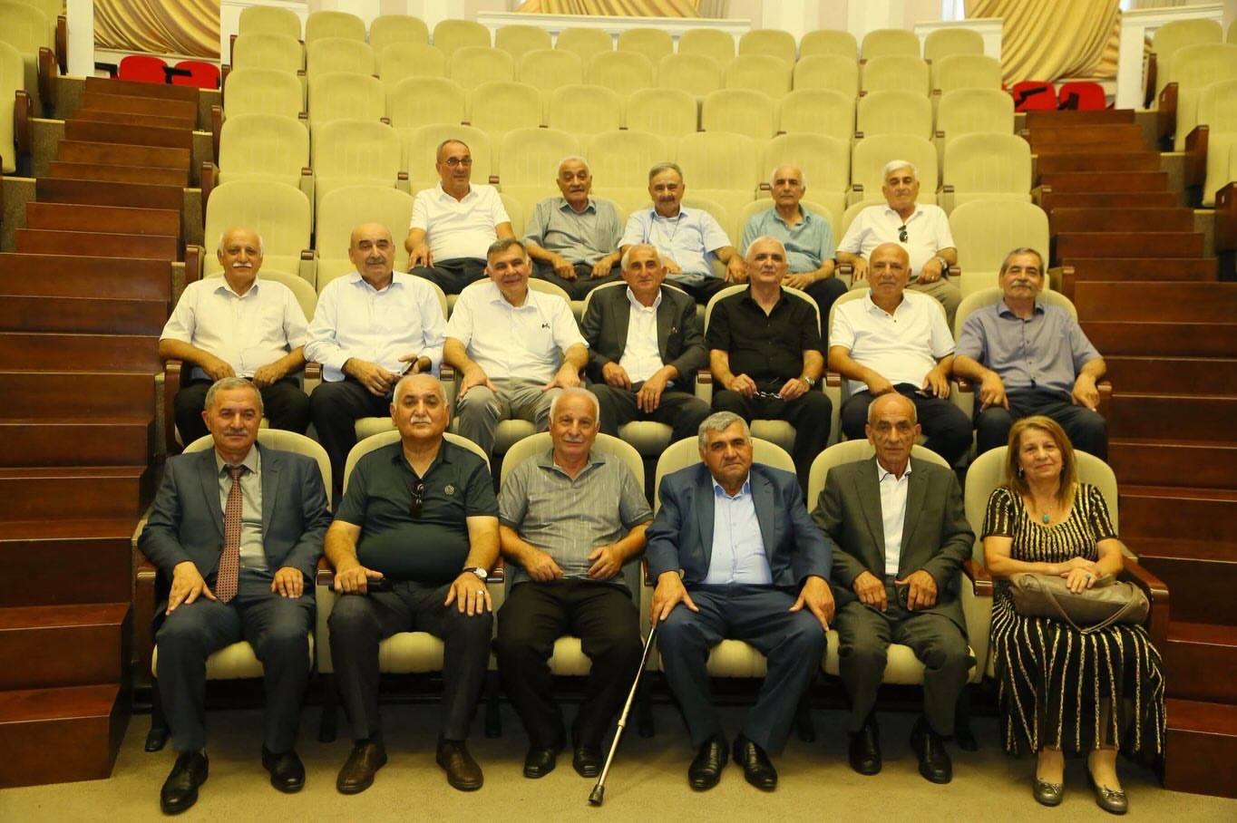 AzTU məzunları 45 ildən sonra bir yerdə