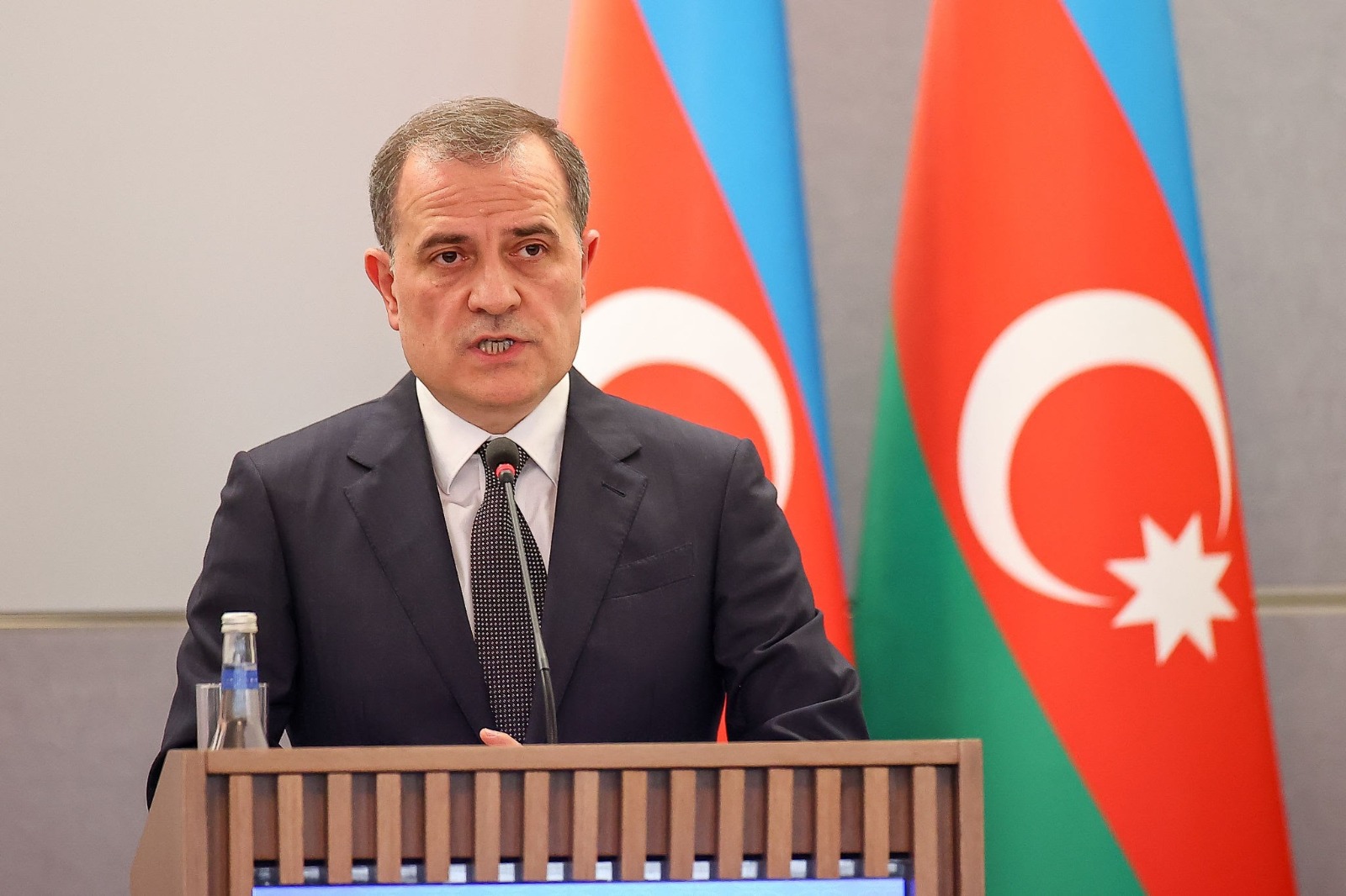 XİN Naziri: “Bu gün həmin ənənə təhsil proqramları vasitəsilə davam etdirilir“