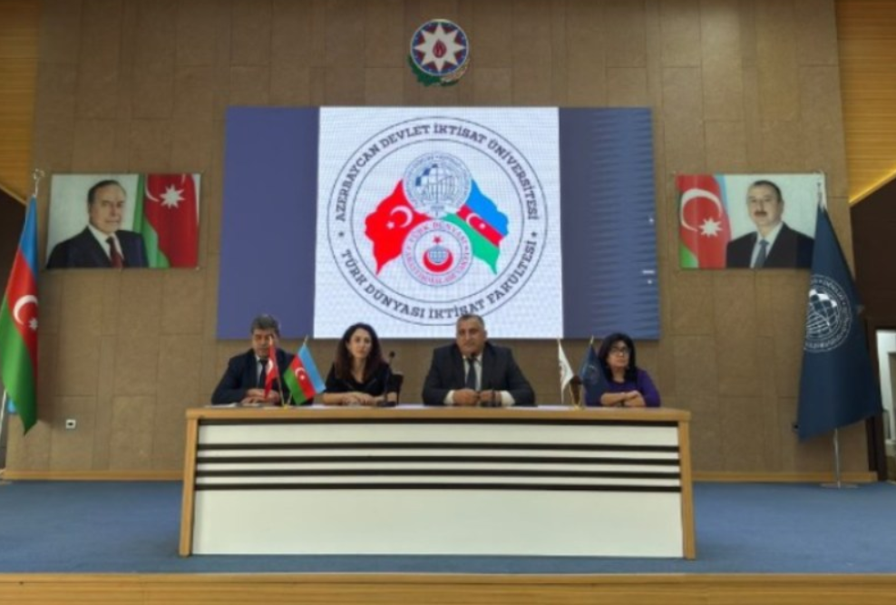  Türk Dünyası İqtisad fakültəsində I kurs tələbələri ilə görüş keçirilib