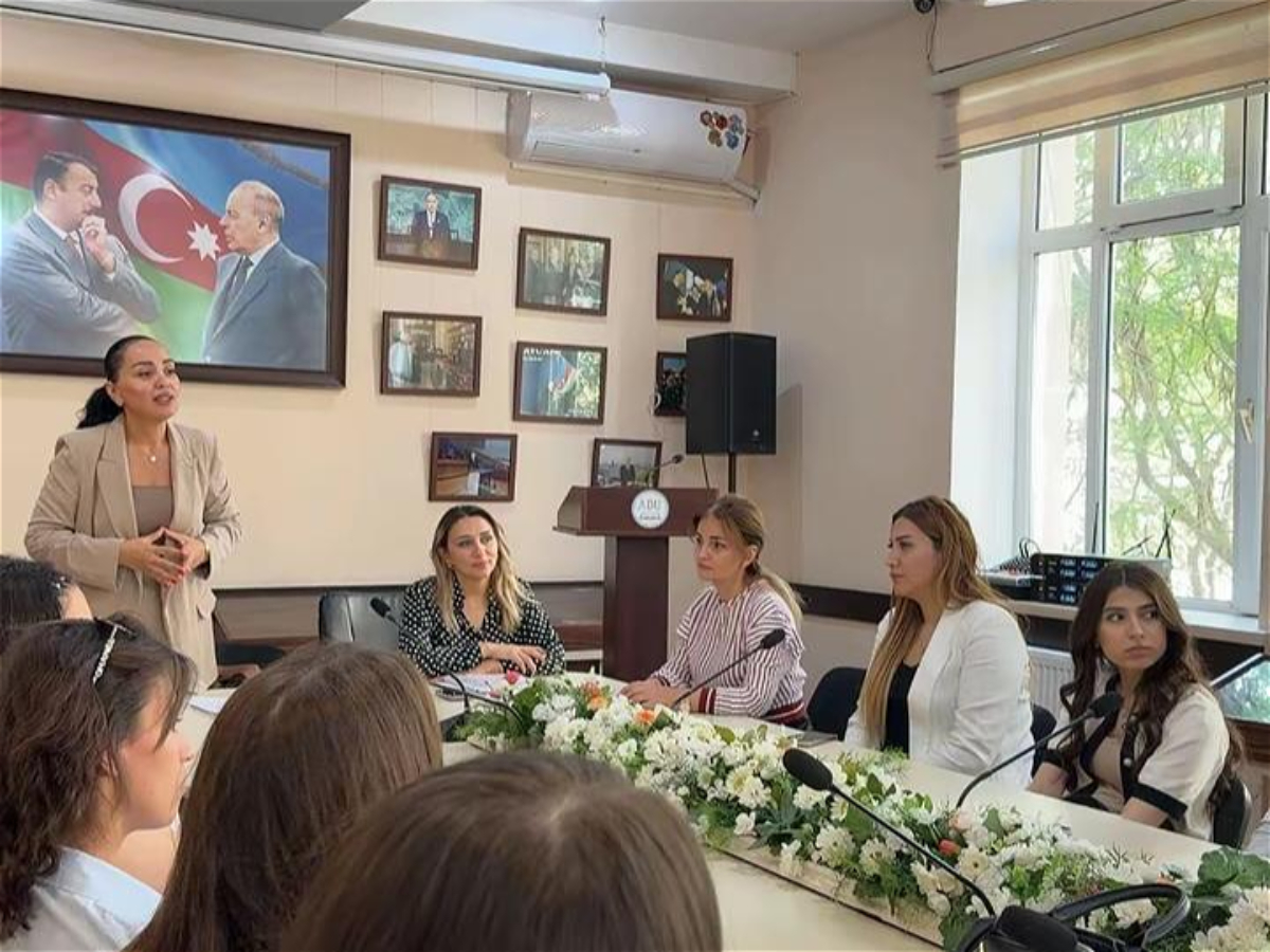 ADU-da I kurs tələbələri üçün psixoloji seminar keçirilib