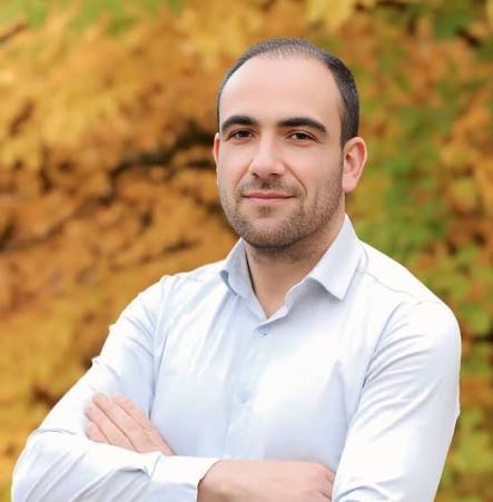"İlin Gənc Müəllimi" fəxri fərmanla təltif edildi