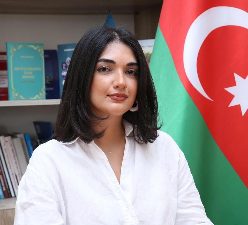 Müəllim – Gələcəyin Qurucusu və Cəmiyyətin Mənəvi Dayağı