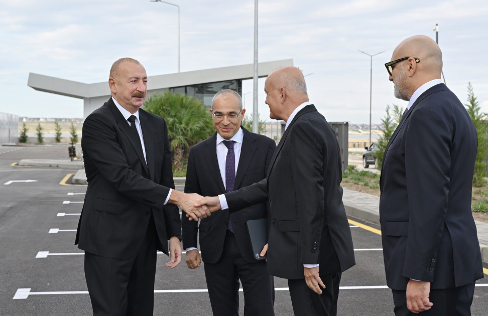 Prezident İlham Əliyev Pirallahıda yeni dərman istehsalı müəssisəsinin açılışında iştirak edib