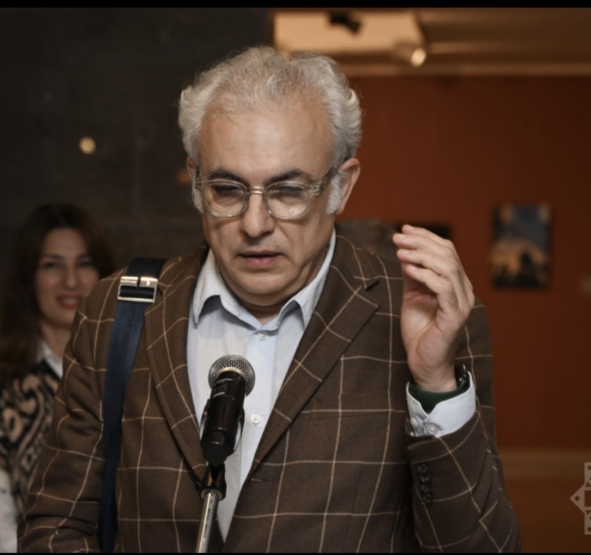 Azərbaycan Milli İncəsənət Muzeyində fotoqraf Rauf Əskəri Nəsirovun “Əksetmə” adlı ilk fərdi fotosərgisi açılıb.